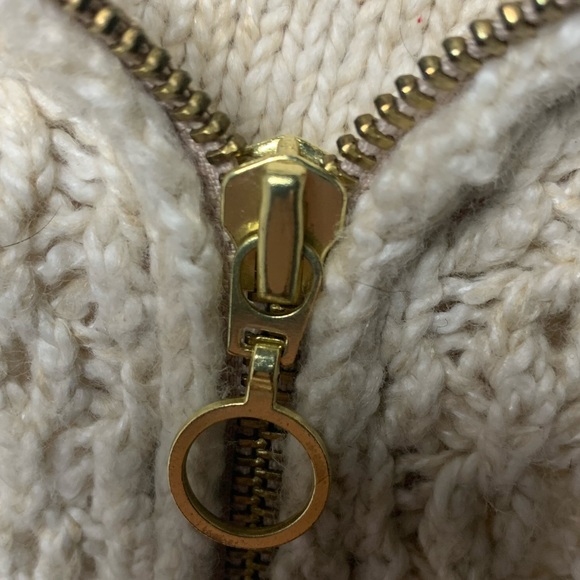 Tommy Hilfiger XXL Men’s Sweater Tan open knit. - Picture 3 of 7